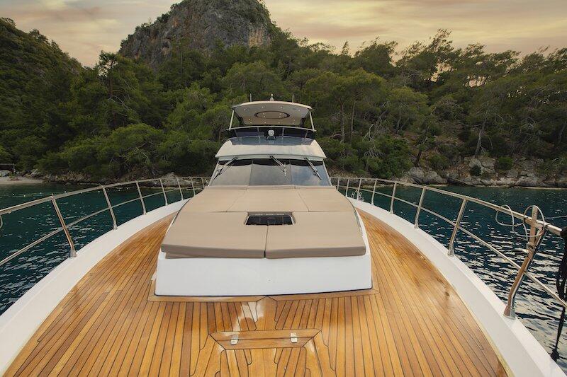 Motoryacht 
