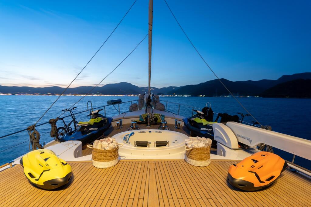 Gulet & Motor Sailer 