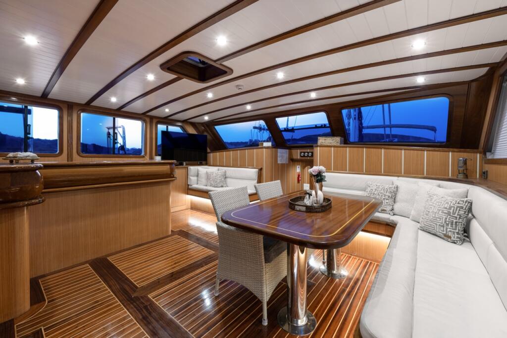 Gulet & Motor Sailer 