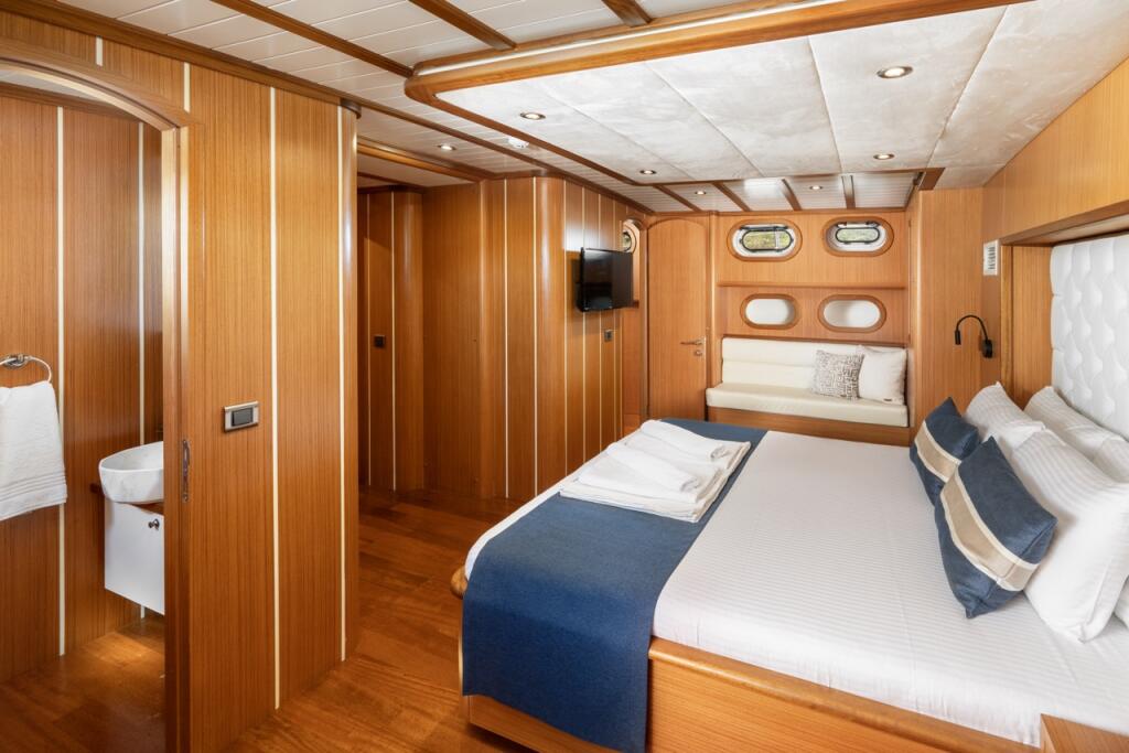 Gulet & Motor Sailer 