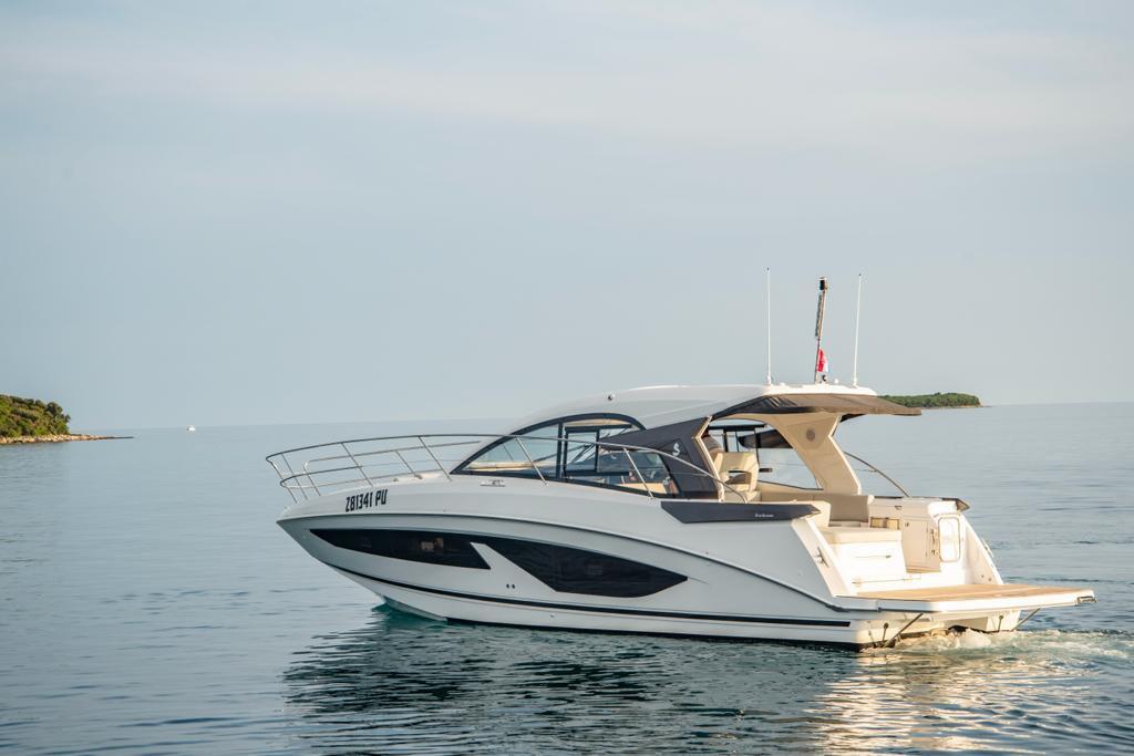 Motorboot 