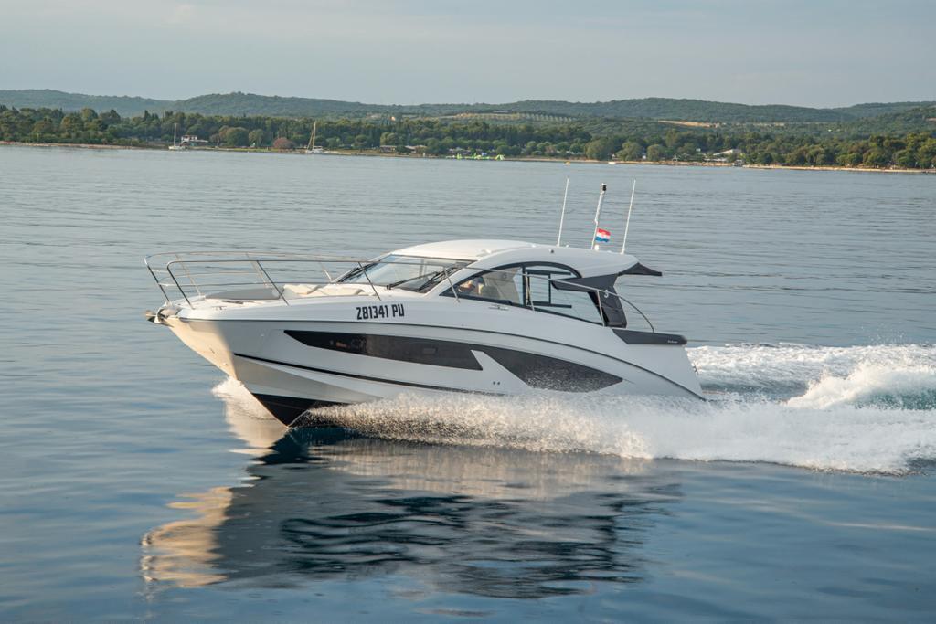 Motorboot 