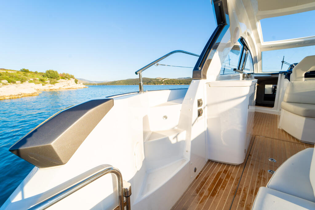 Motoryacht 
