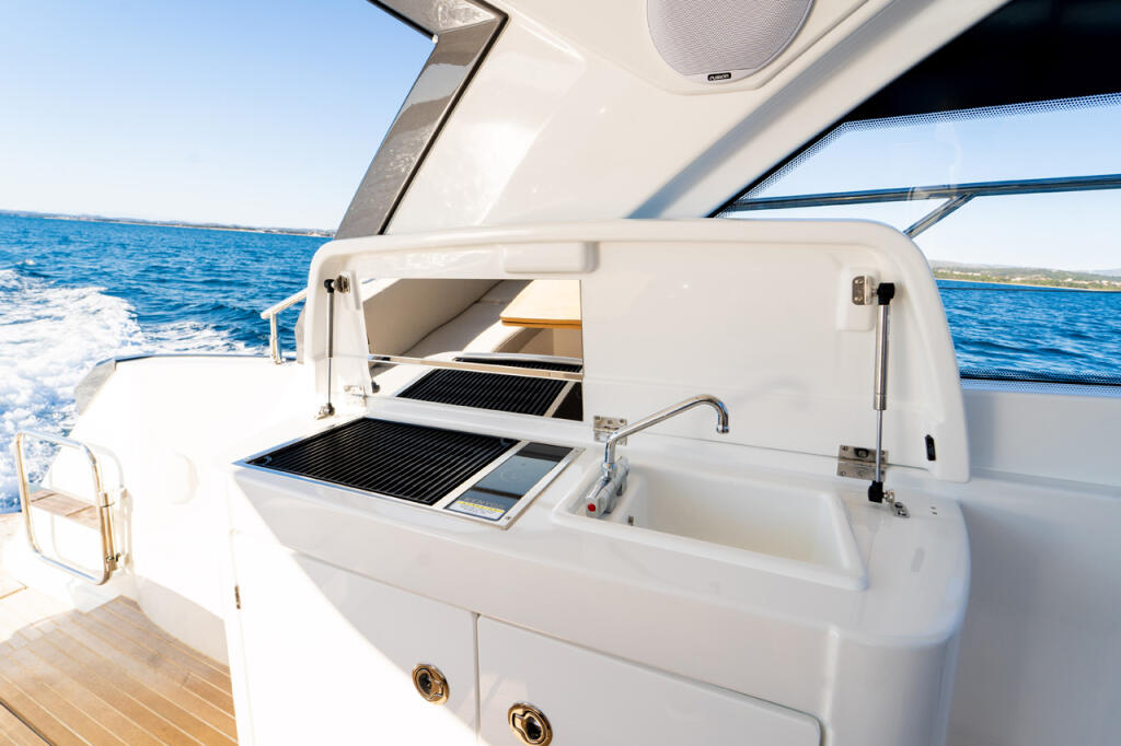 Motoryacht 