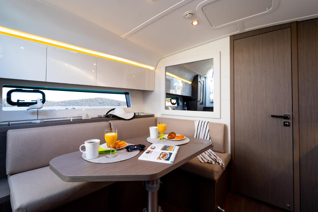 Motoryacht 