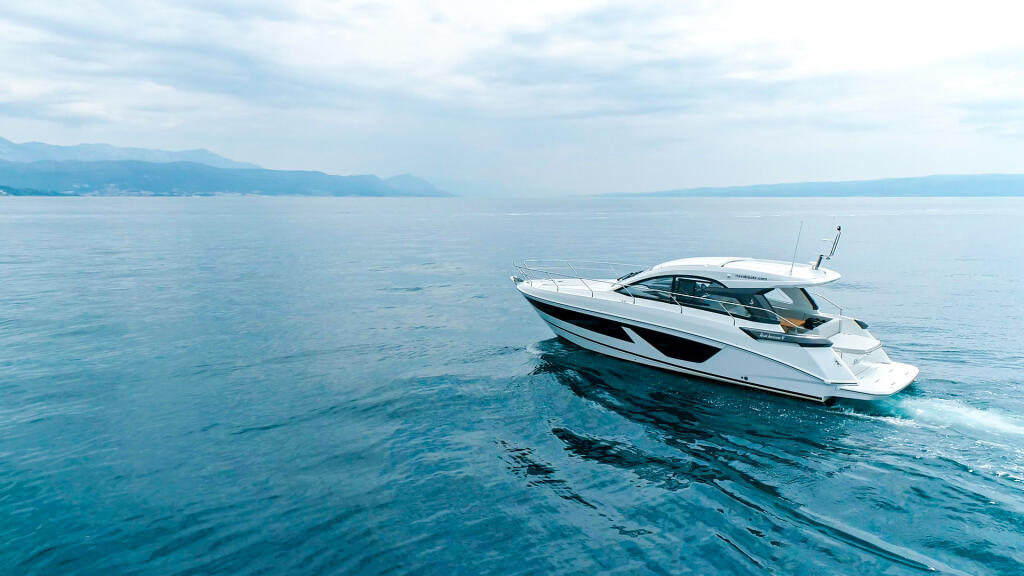 Motoryacht 