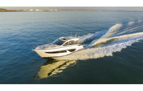 Motoryacht 
