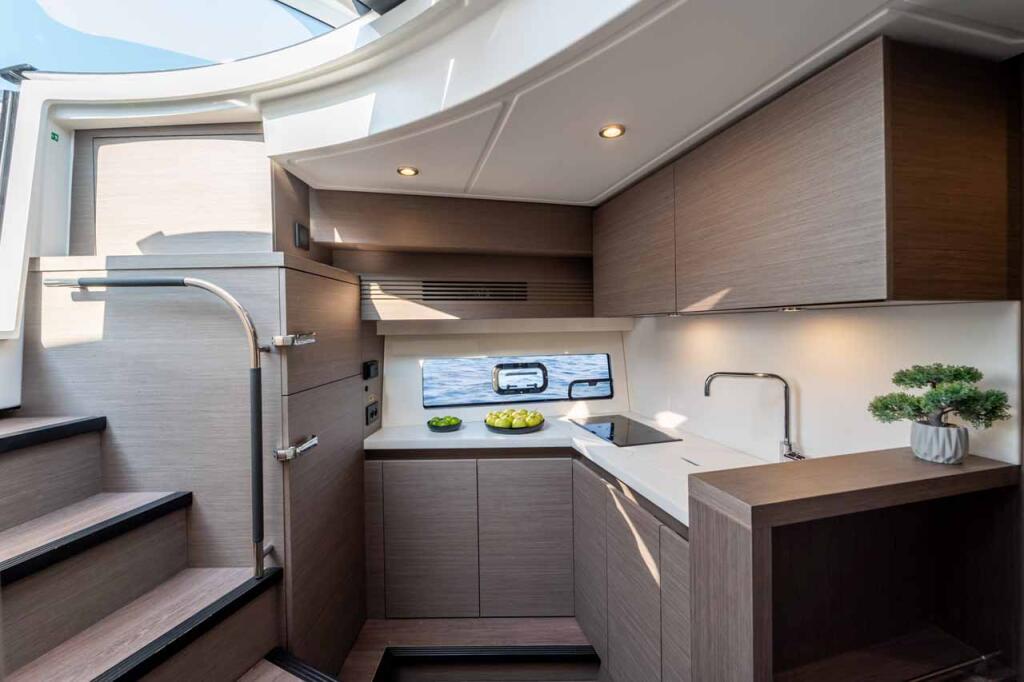 Motoryacht 