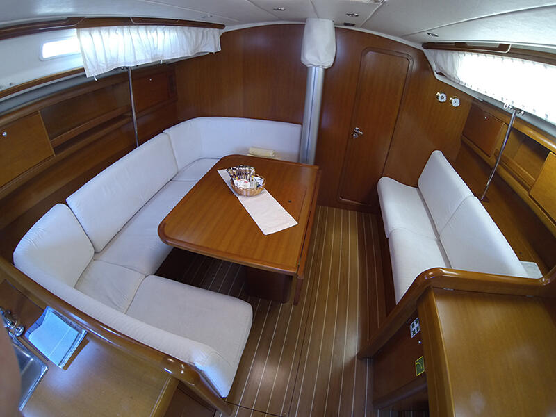 Segelyacht 