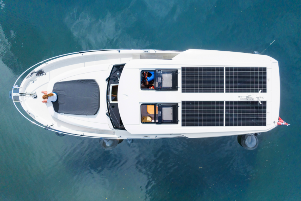 Motoryacht 