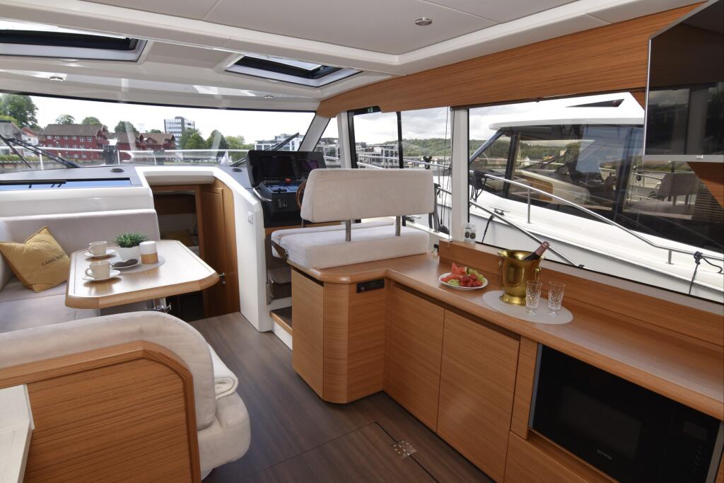 Motoryacht 
