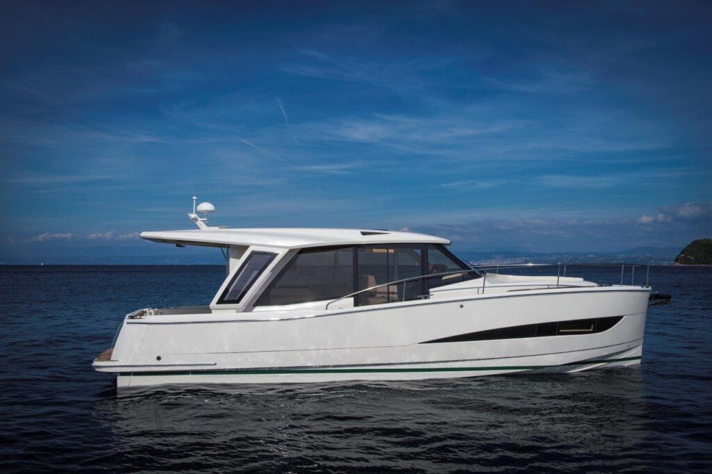 Motoryacht 
