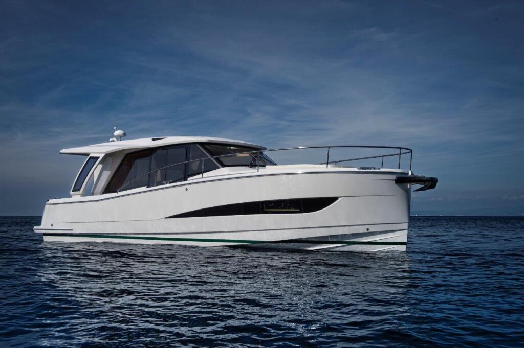 Motoryacht 