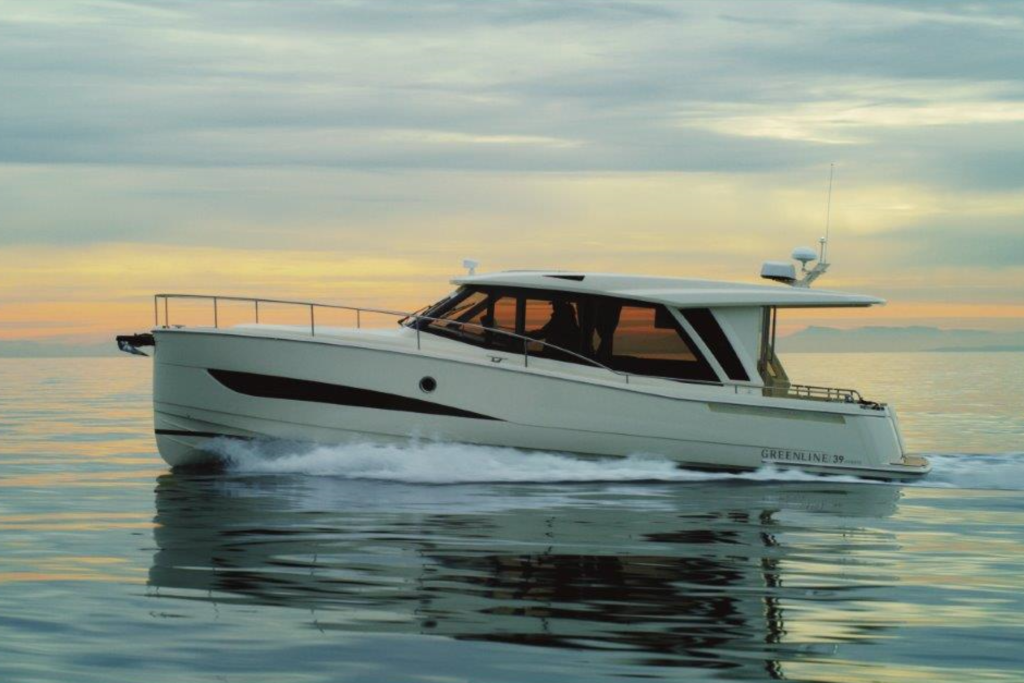 Motoryacht 