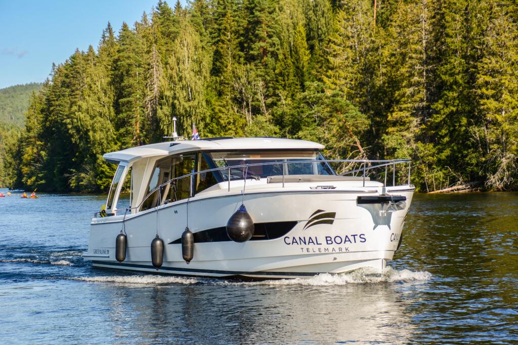 Motoryacht 