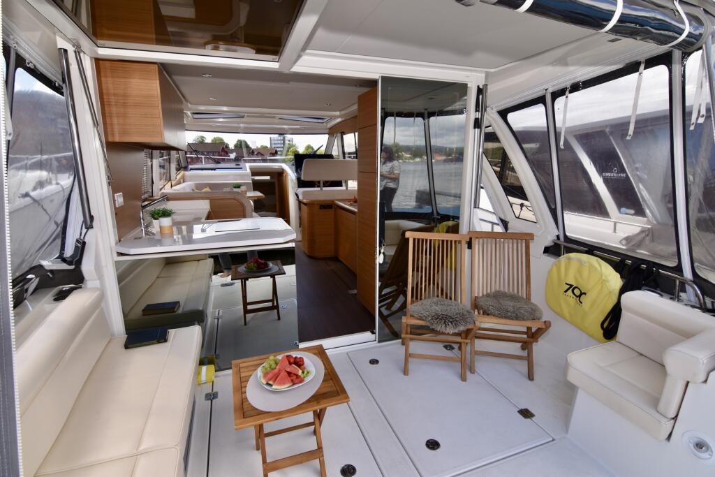 Motoryacht 