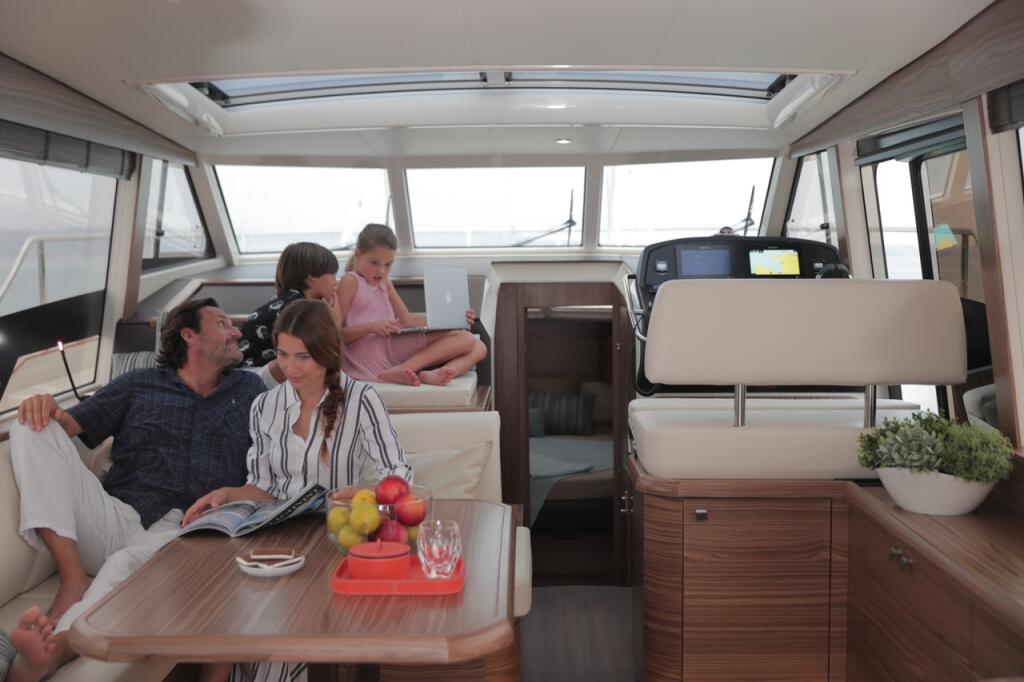 Motoryacht 