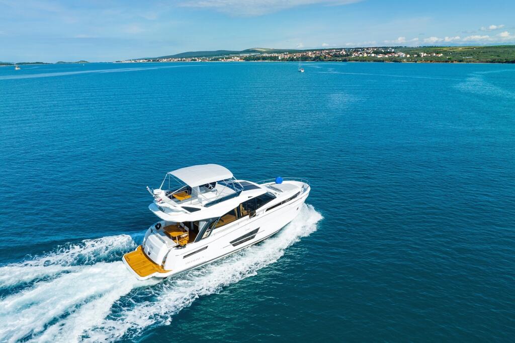 Motoryacht 