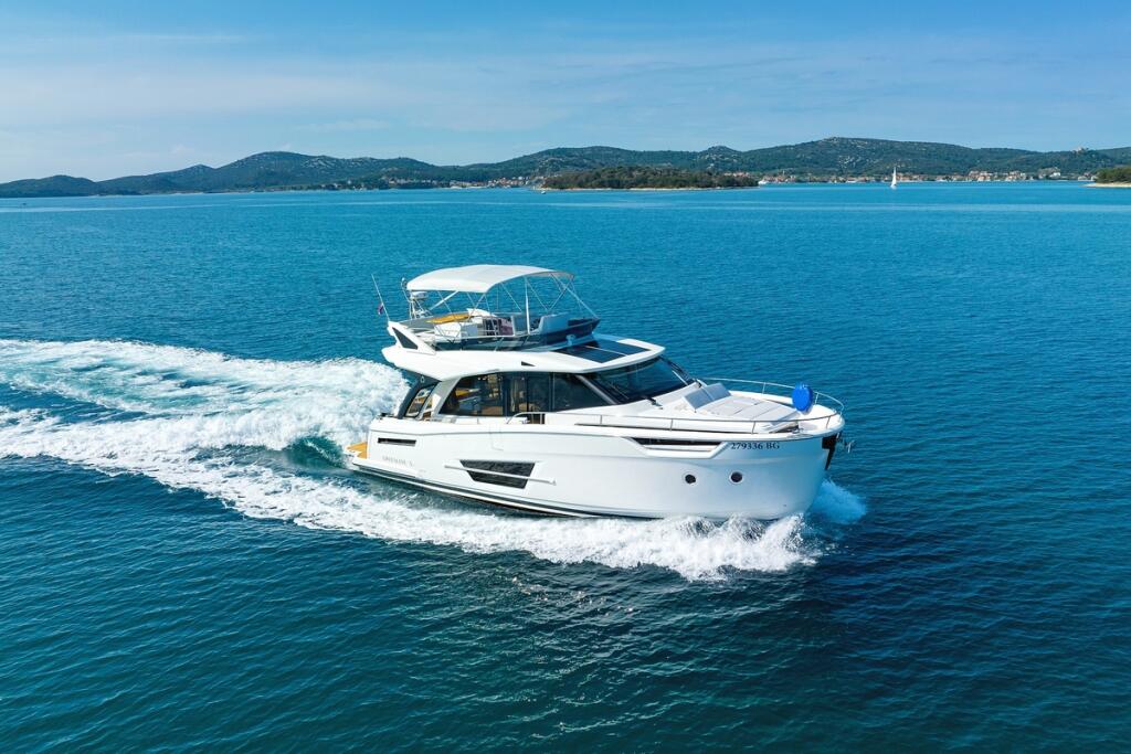 Motoryacht 
