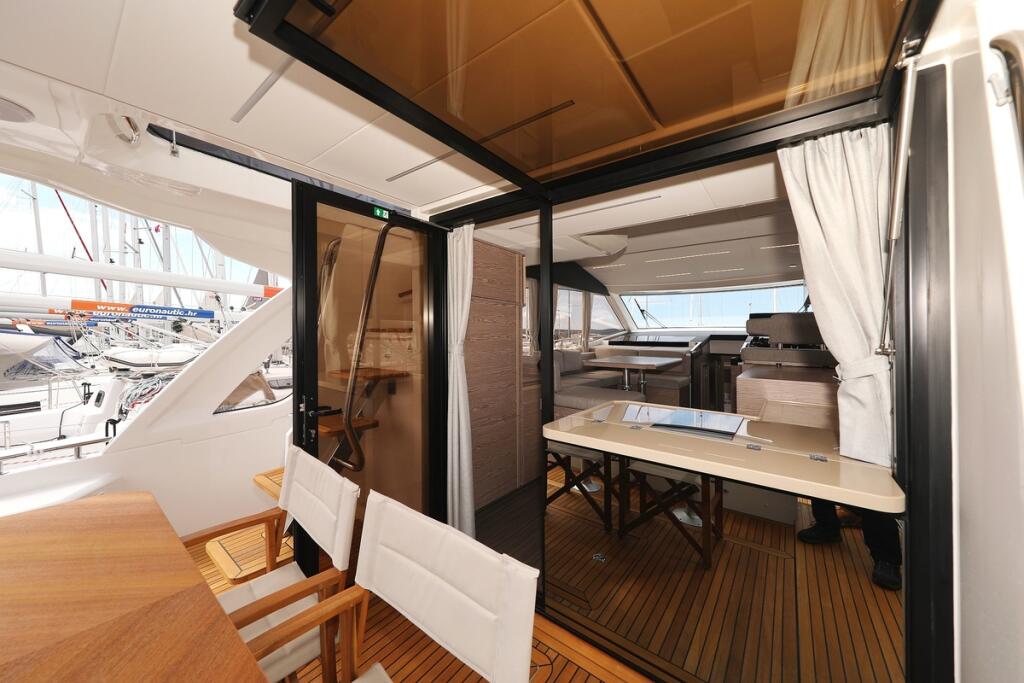 Motoryacht 