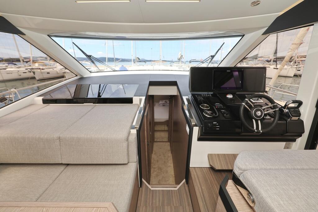 Motoryacht 