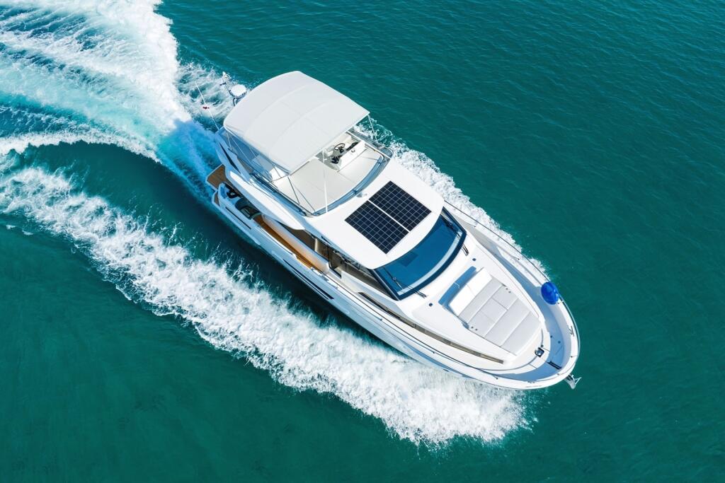 Motoryacht 