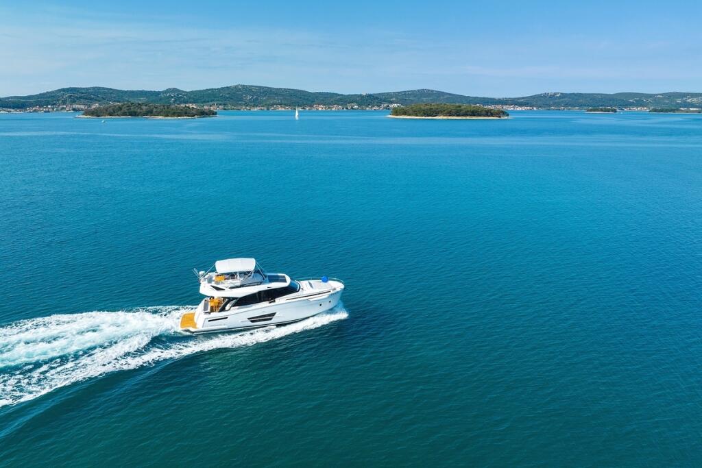 Motoryacht 