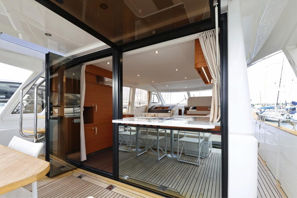 Motoryacht 