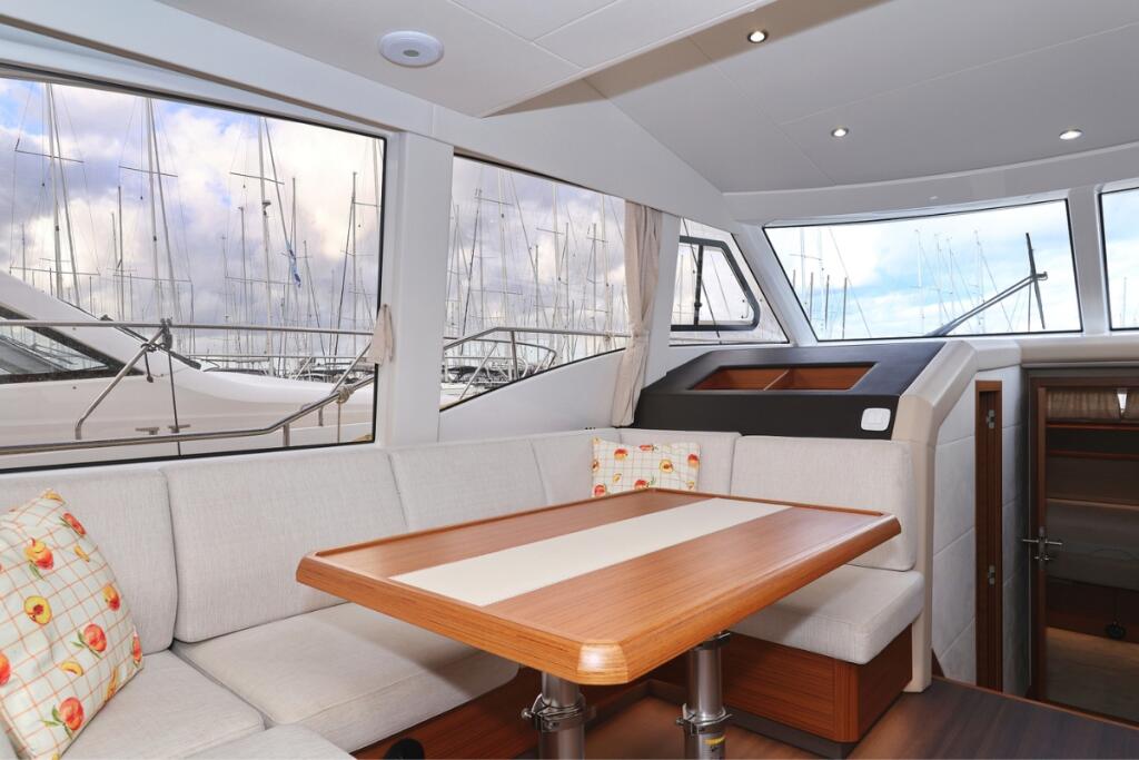 Motoryacht 