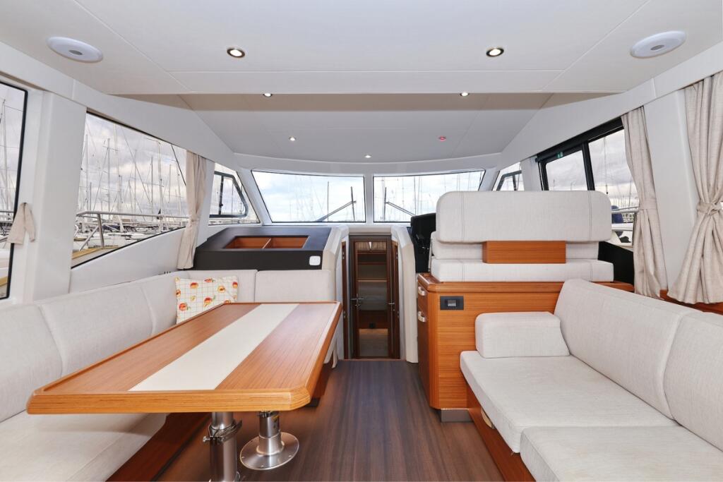 Motoryacht 