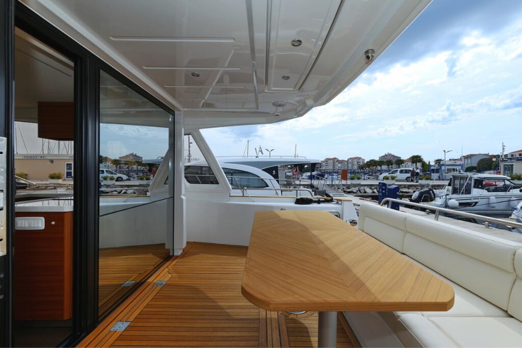 Motoryacht 