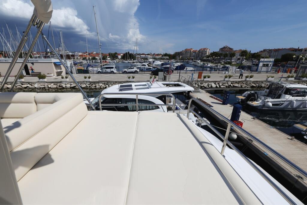 Motoryacht 