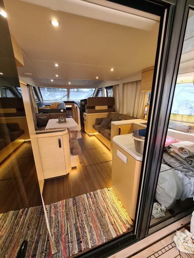 Motoryacht 