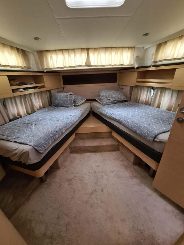 Motoryacht 