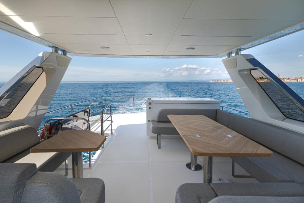 Motoryacht 