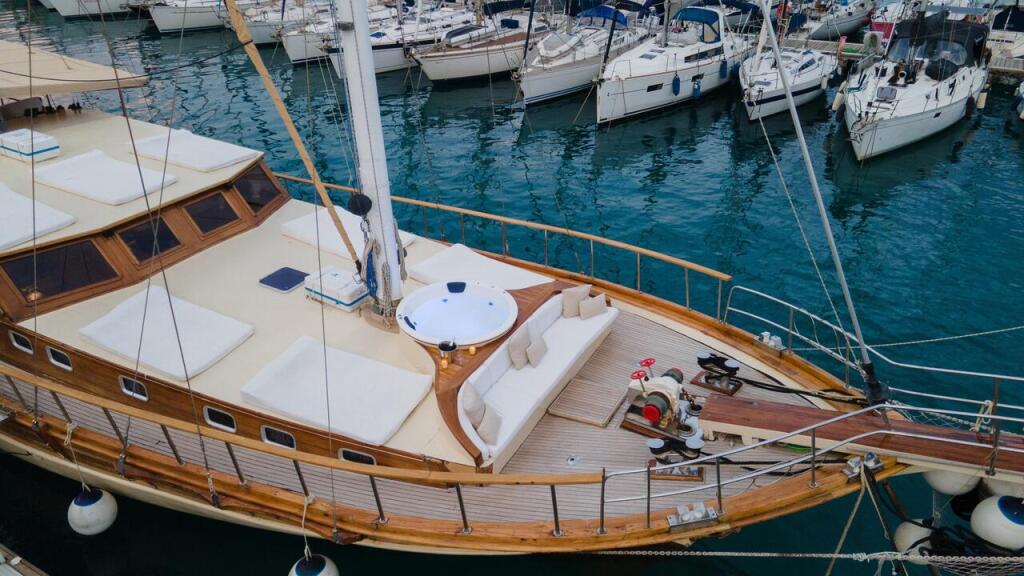 Gulet & Motor Sailer 