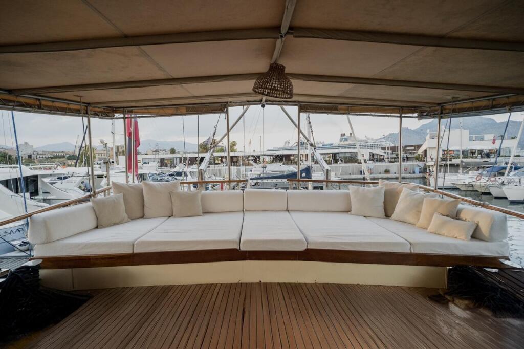 Gulet & Motor Sailer 