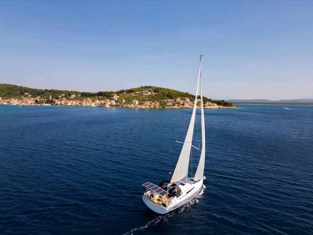 Segelyacht 