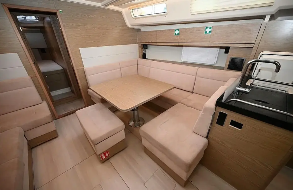 Segelyacht 
