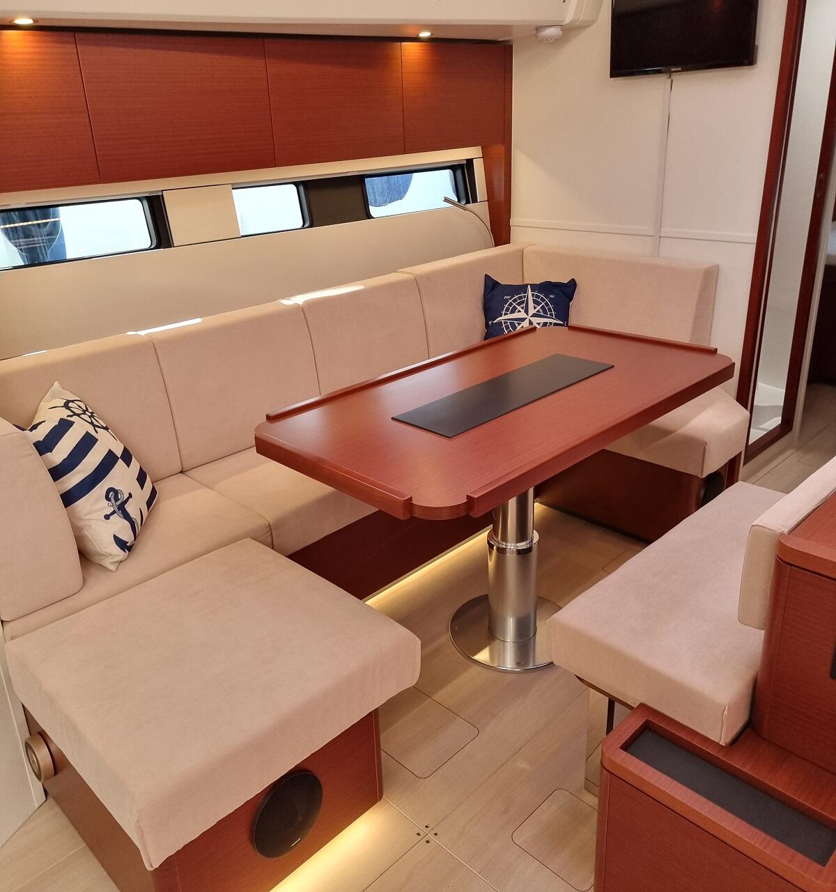 Segelyacht 