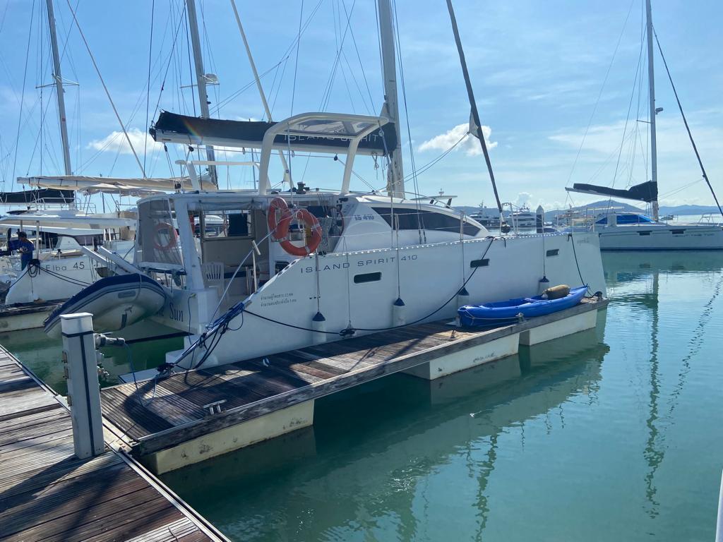 Catamaran 