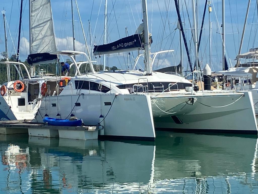 Catamaran 