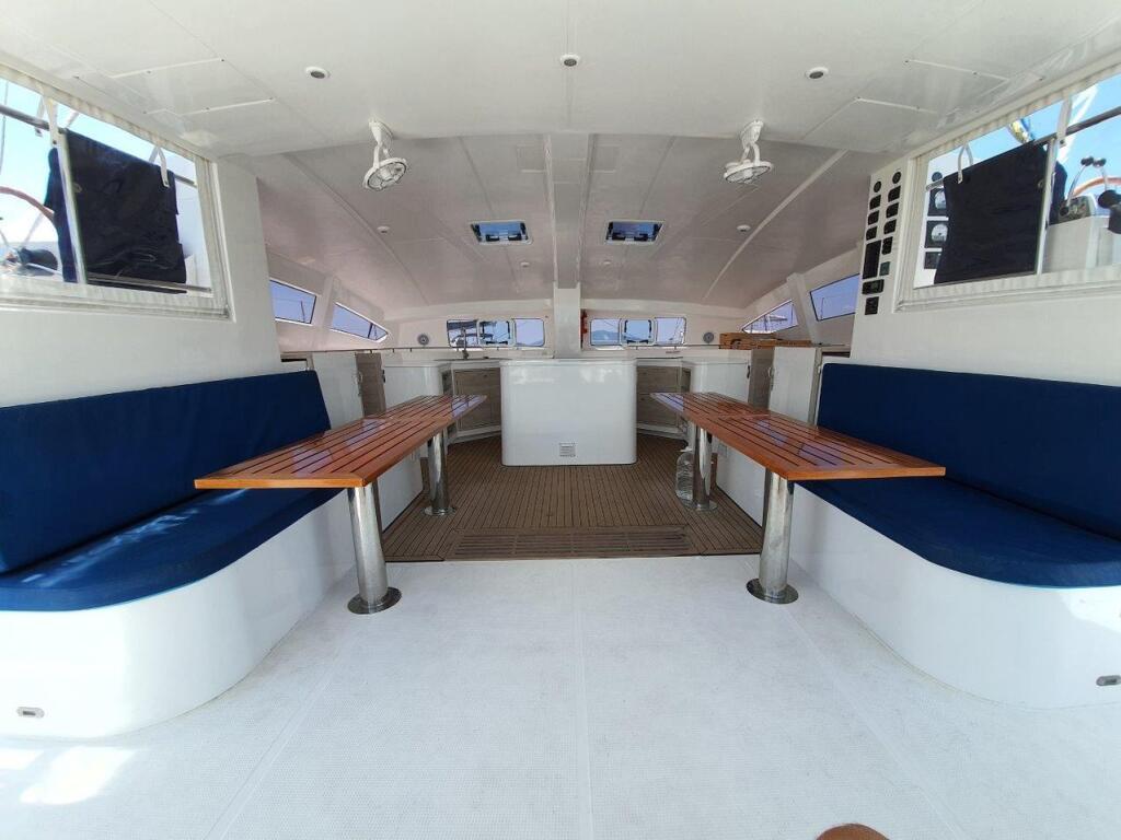 Catamaran 