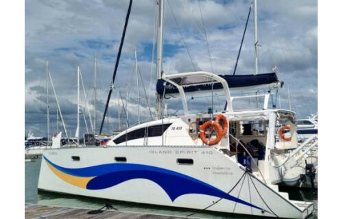 Catamaran 