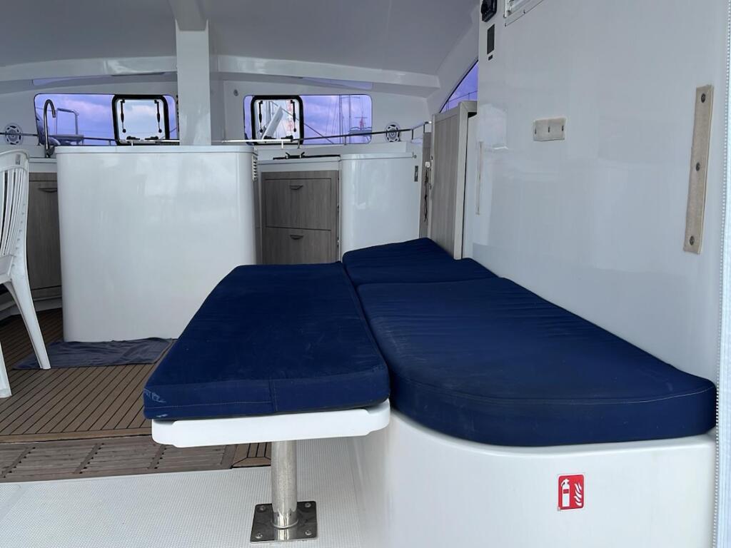 Catamaran 