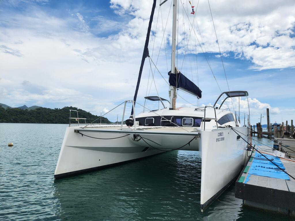 Catamaran 