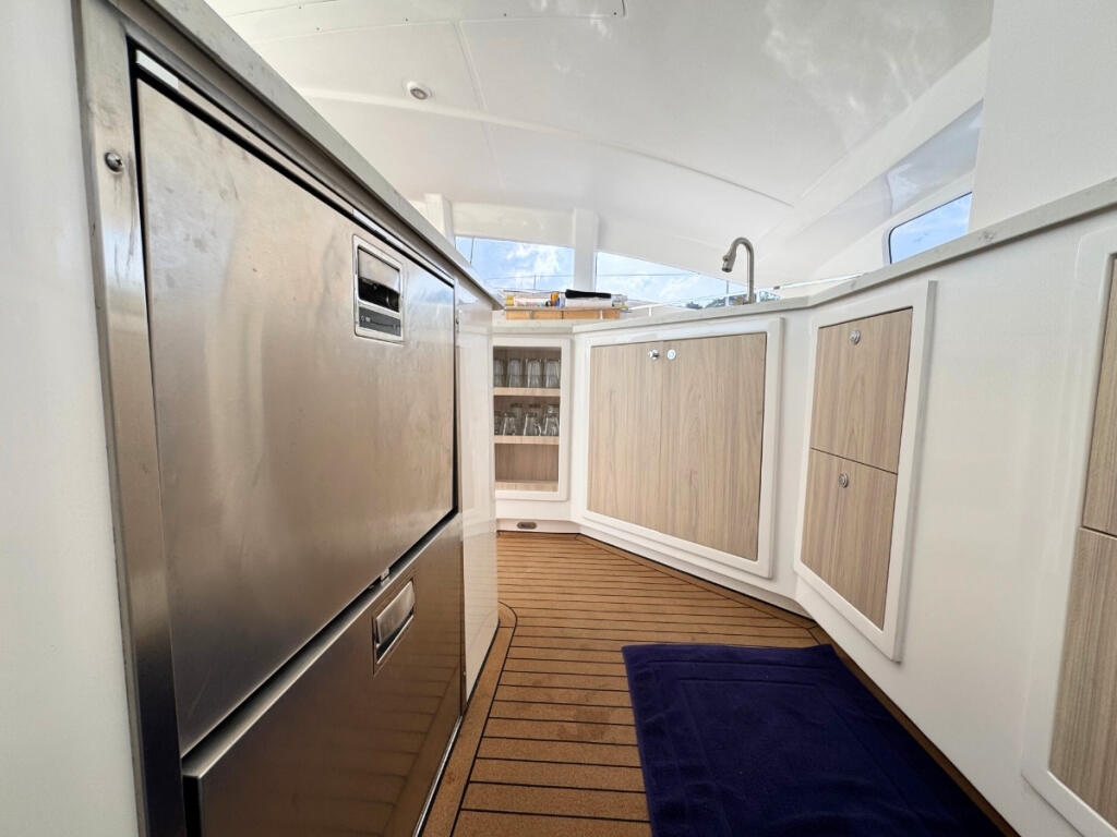 Catamaran 