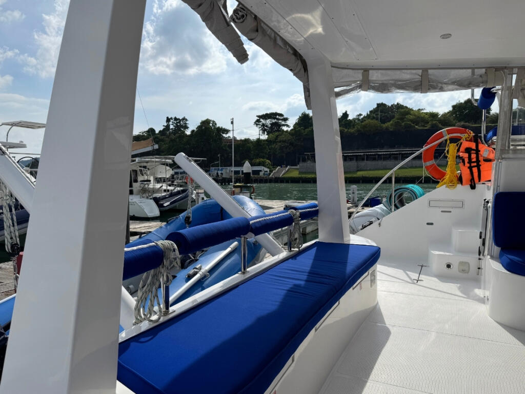 Catamaran 