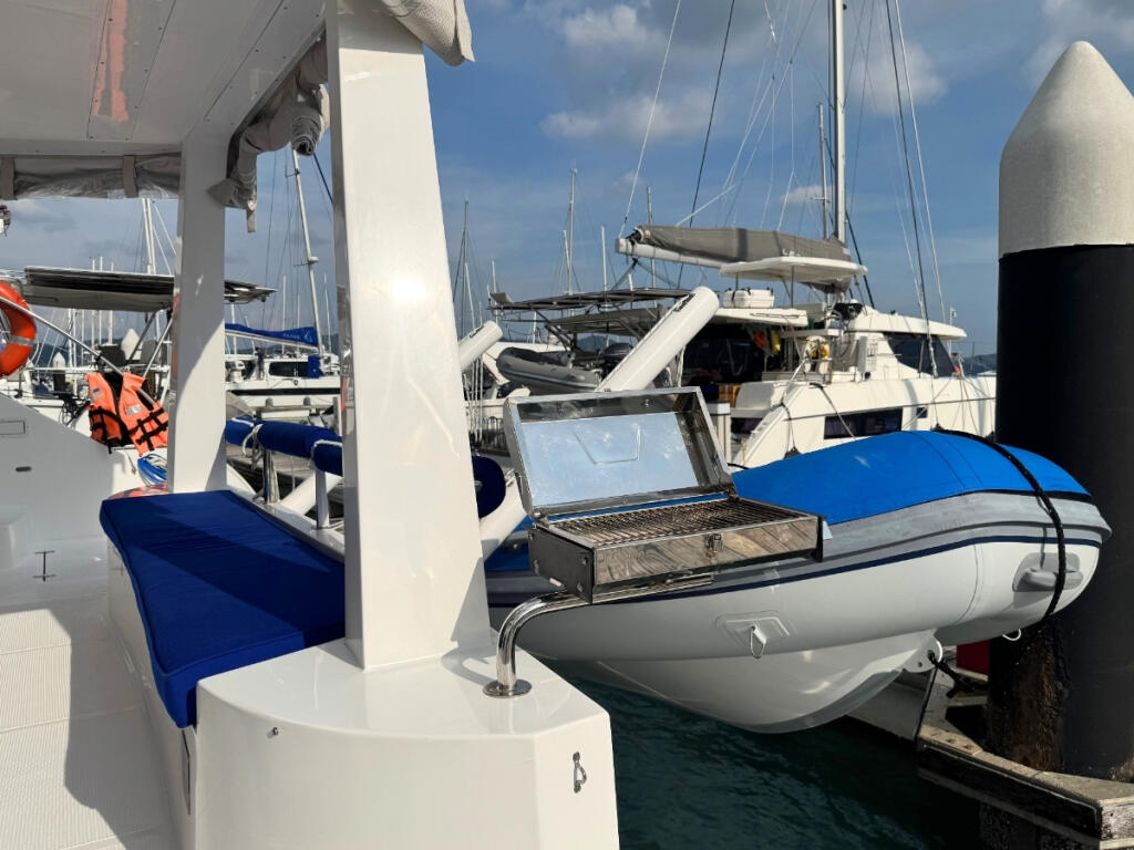 Catamaran 