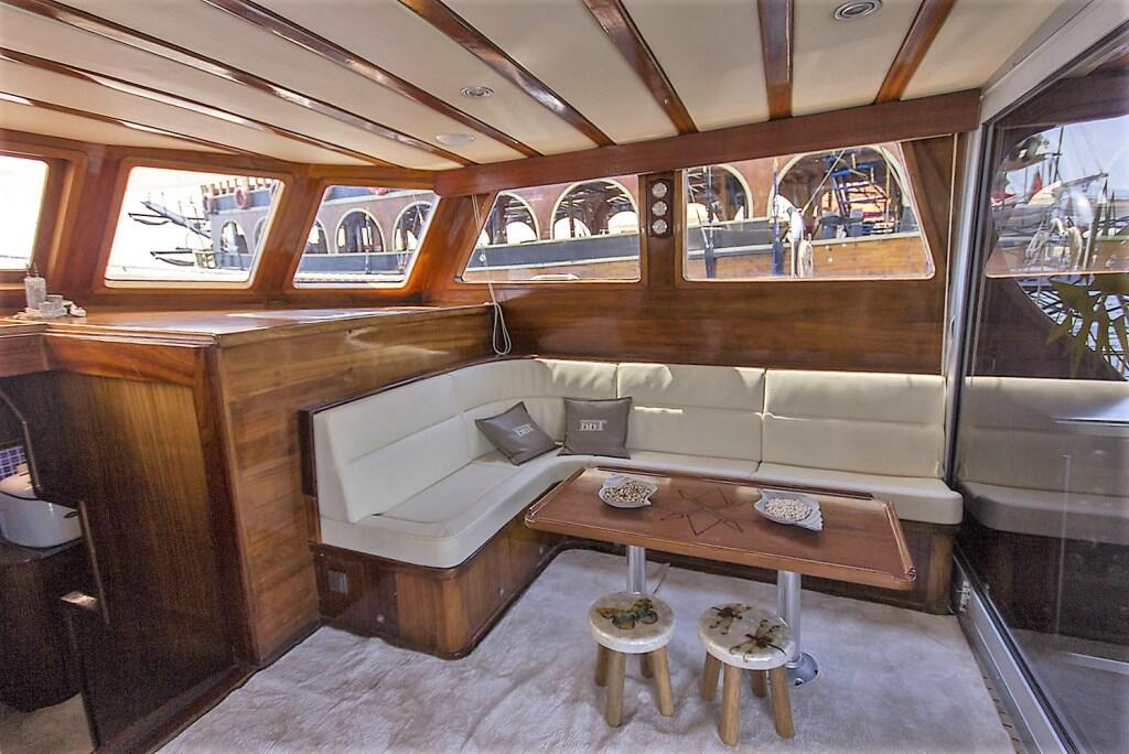 Gulet & Motorsailer 